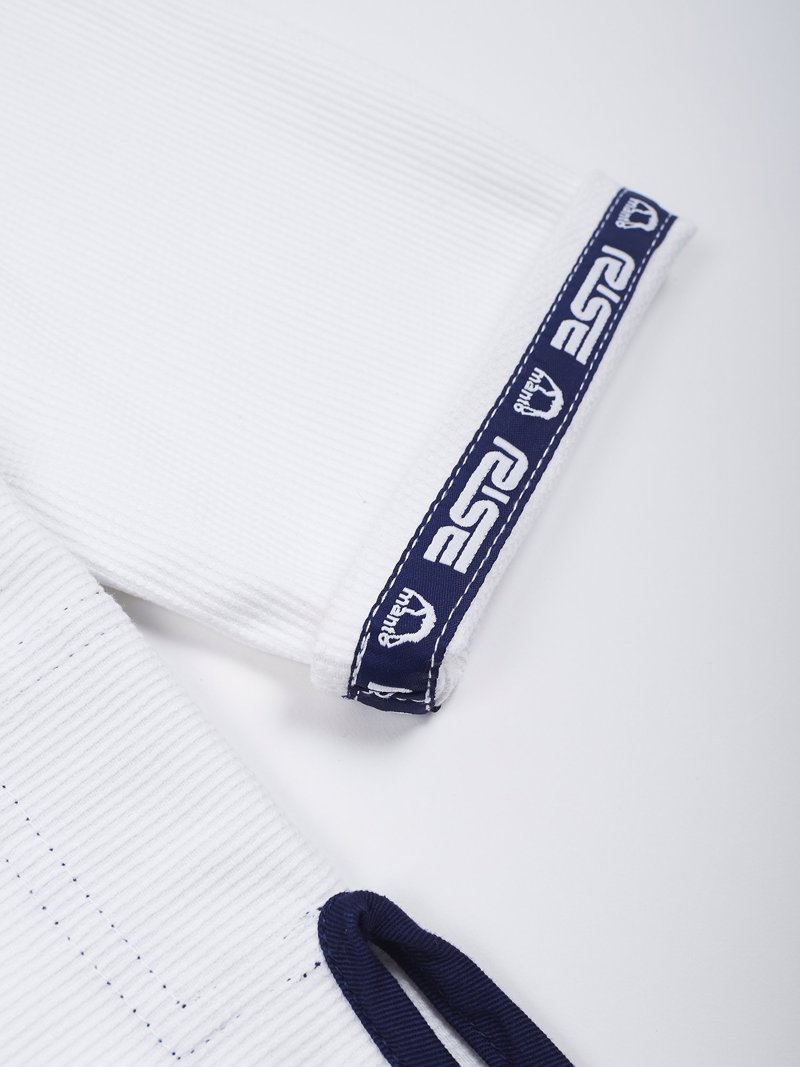 MANTO 'RISE' BJJ GI -white